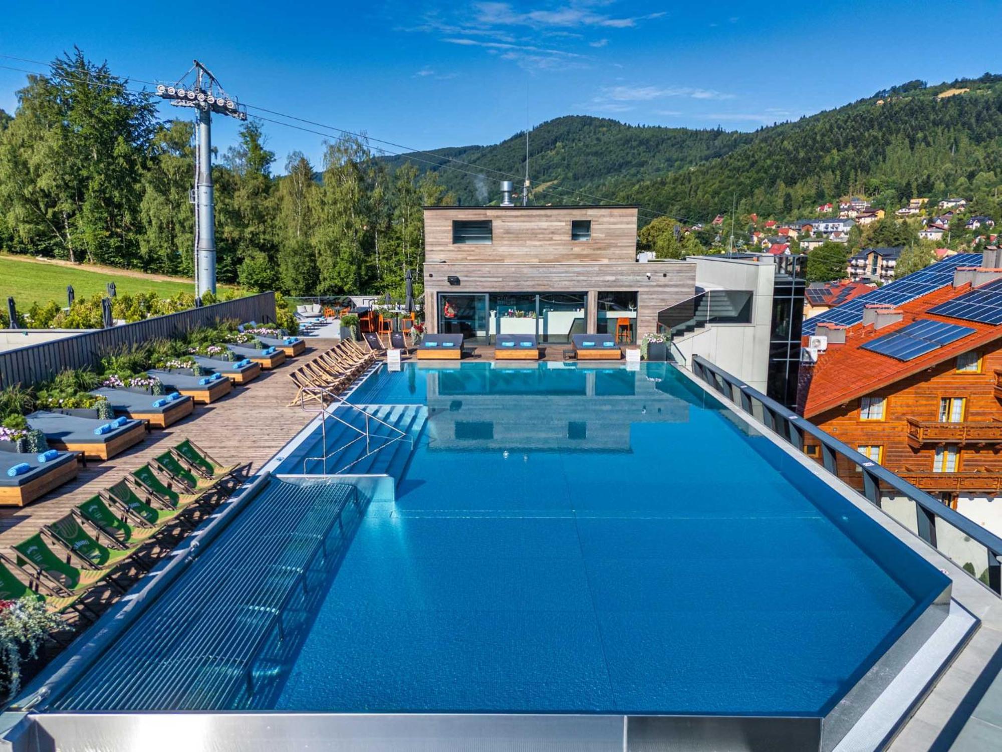 שצ'צ'ירק Hotel Meta Resort & Vine Spa מראה חיצוני תמונה