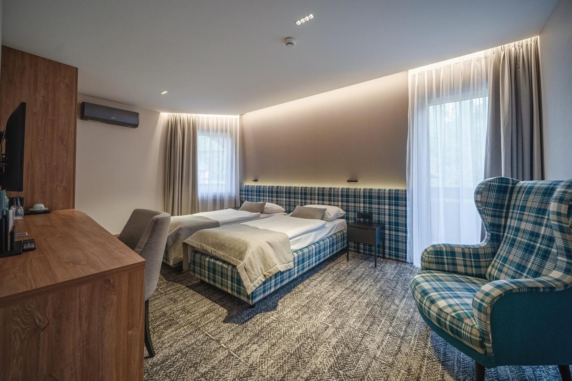 שצ'צ'ירק Hotel Meta Resort & Vine Spa מראה חיצוני תמונה